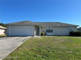 1080 Seamist Ln in Sebastian, FL - Building Photo