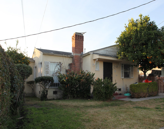 9515 Compton Ave in Los Angeles, CA - Building Photo - Building Photo