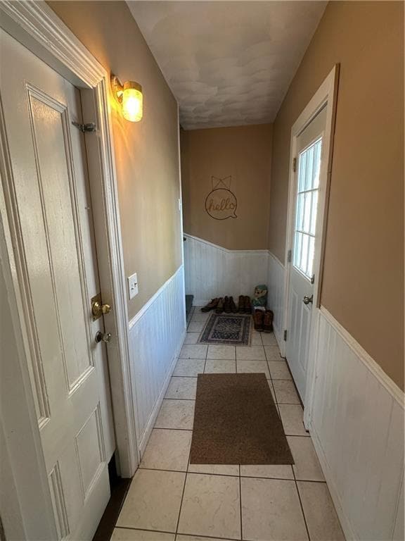 35 Yates St in Lincoln, RI - Building Photo - Building Photo