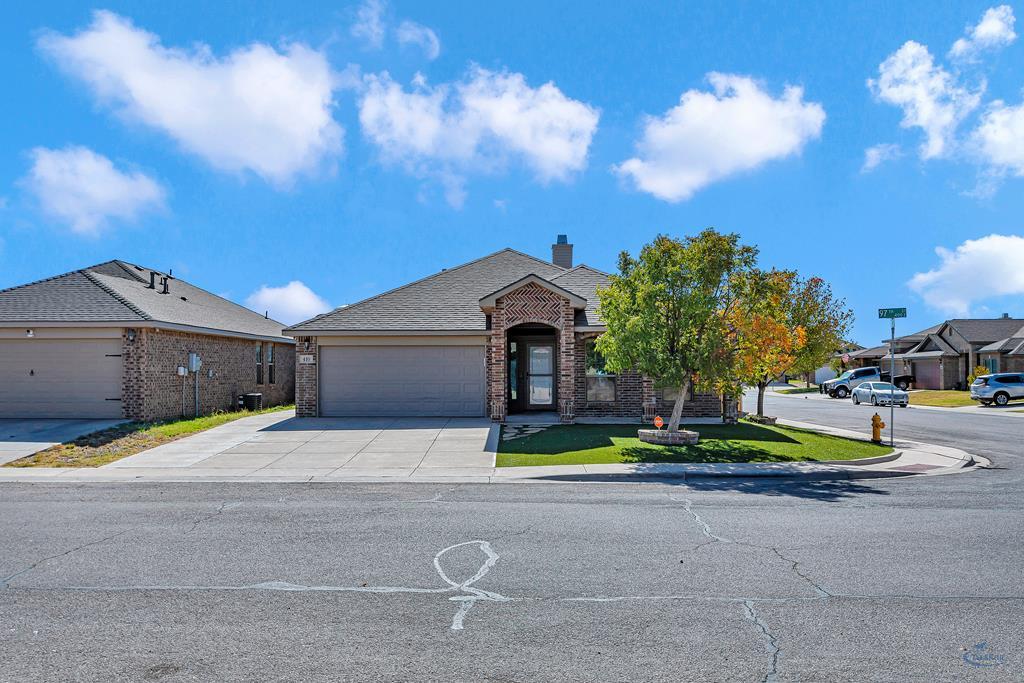 410 E 97th St in Odessa, TX - Building Photo