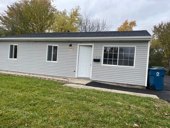 property at 1918 Ashland Ave