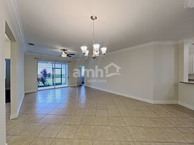 15384 Blue Fish Cir in Lakewood Ranch, FL - Building Photo - Building Photo