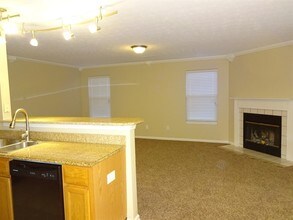 11730 Sinclair Dr in Indianapolis, IN - Building Photo - Building Photo