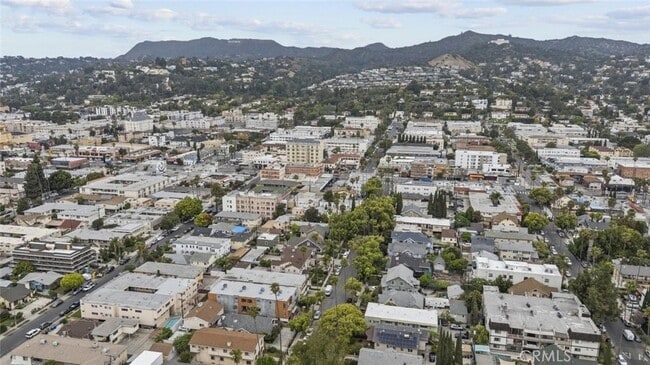 1549 N Kingsley Dr in Los Angeles, CA - Building Photo - Building Photo