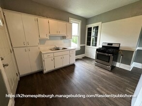 900 Meldon Ave in Donora, PA - Building Photo - Building Photo