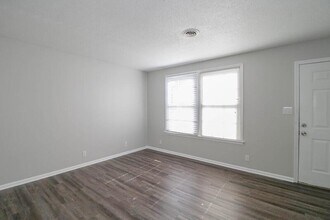 810-C Golfview Pl in Clarksville, TN - Building Photo - Building Photo