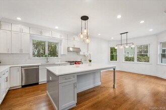 109 Lee Rd in Scarsdale, NY - Building Photo - Building Photo