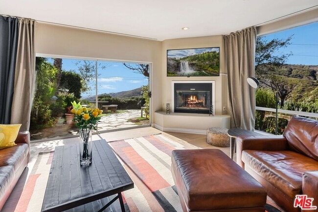 property at 4350 Hillview Dr