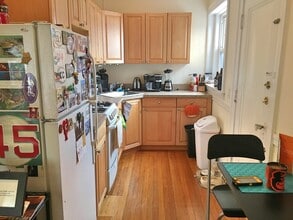 736 Washington St, Unit 6 in Brookline, MA - Foto de edificio - Building Photo