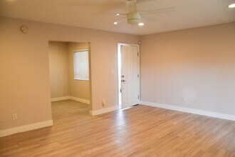 830-836 E La Veta Ave in Orange, CA - Building Photo - Building Photo