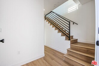 11443 Hatteras St in Los Angeles, CA - Building Photo - Building Photo