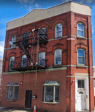 264 Old Bergen Rd in Jersey City, NJ - Building Photo - Building Photo