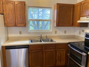 1709 Daytona Ct in Johnson City, TN - Building Photo - Building Photo