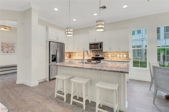 6544 Dominica Dr in Naples, FL - Building Photo - Building Photo
