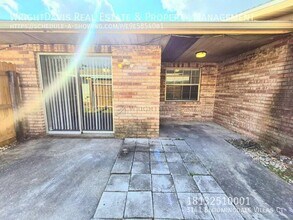 3141 Bloomingdale Villas Ct in Brandon, FL - Building Photo - Building Photo