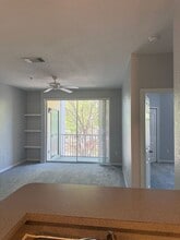 8904 Legacy Ct in Kissimmee, FL - Foto de edificio - Building Photo