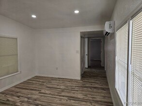6890 W Homosassa Trail in Homosassa, FL - Building Photo - Building Photo
