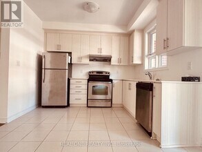 70 Chicago Ln in Markham, ON - Building Photo - Building Photo