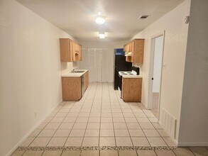 1602 Van Zanten Dr in Killeen, TX - Building Photo - Building Photo