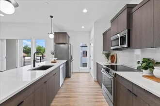Uptown 8 Condos in Boise, ID - Foto de edificio - Building Photo