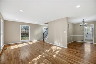 1501 Chatham Colony Ct in Reston, VA - Building Photo - Building Photo