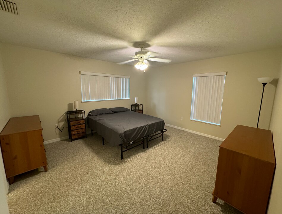 3208 Lockman Blvd-Unit -Unit 2 in Sebring, FL - Building Photo