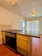 10097 Nebula Way in Sacramento, CA - Building Photo - Building Photo