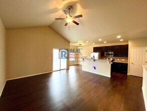 8107 Chasewood Loop in Colorado Springs, CO - Building Photo - Building Photo