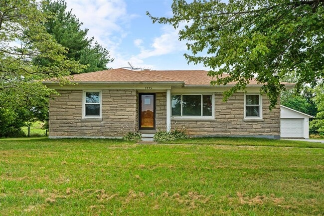 2725 Rhodelia Rd in Payneville, KY - Building Photo - Building Photo