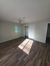 403 Cypress Rd in Newington, CT - Building Photo - Building Photo
