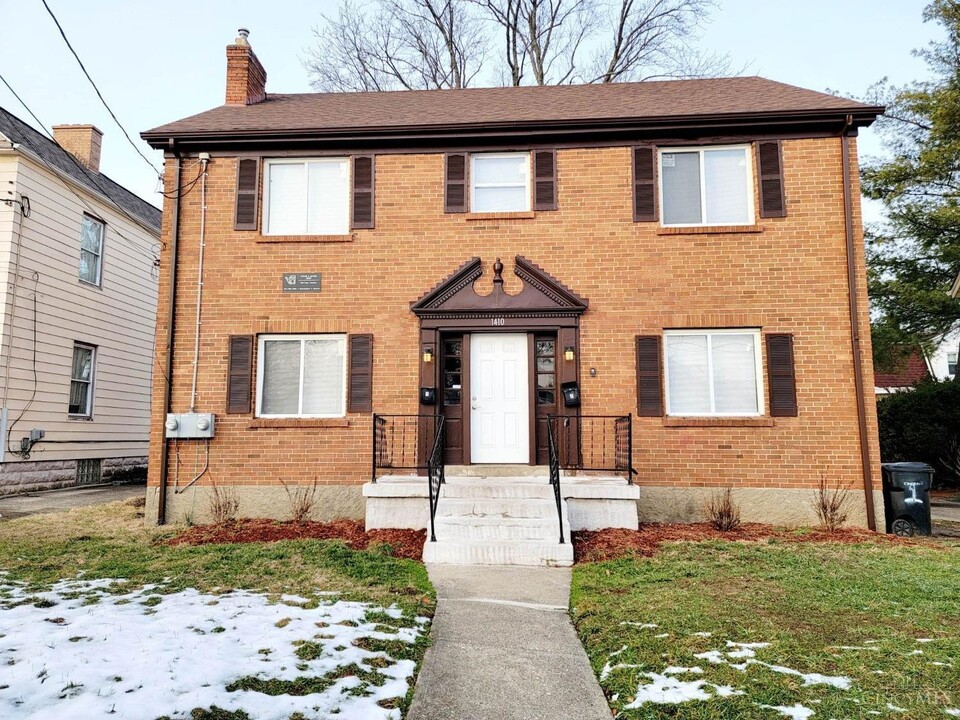 1410 Marlowe Ave in Cincinnati, OH - Foto de edificio