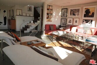 1467 Queens Rd in Los Angeles, CA - Building Photo - Building Photo