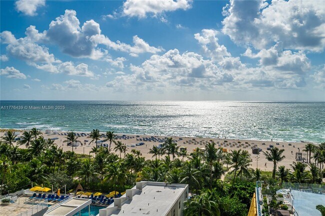 1500 Ocean Dr, Unit 907 in Miami Beach, FL - Foto de edificio - Building Photo