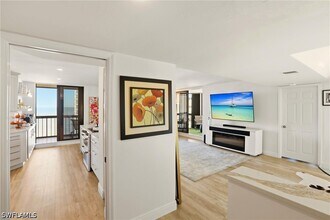 4551 Gulf Shore Blvd N in Naples, FL - Building Photo - Building Photo