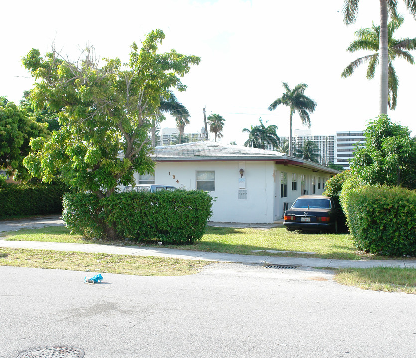 1340 NE 111th St in Miami, FL - Building Photo