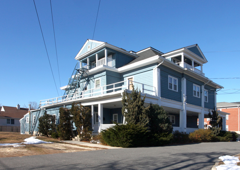 416 Sairs Ave in Long Branch, NJ - Building Photo