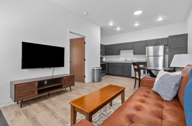 1360 American Dr in Neenah, WI - Building Photo - Building Photo