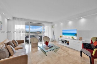 155 Ocean Ln Dr in Key Biscayne, FL - Building Photo