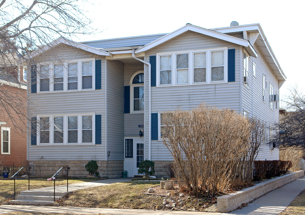 1752 Iglehart Ave in St. Paul, MN - Foto de edificio