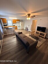 5340-5340 Kingsbury St in Jacksonville, FL - Building Photo - Building Photo