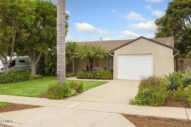 491 S Brent St in Ventura, CA - Building Photo - Building Photo