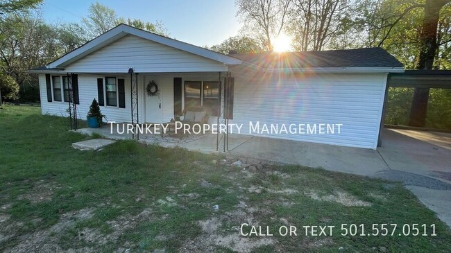 8511 Ferndale Cutoff Rd in Little Rock, AR - Building Photo - Building Photo