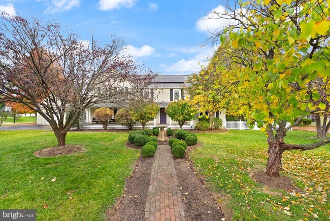 property at 3501 Tavenner Ct