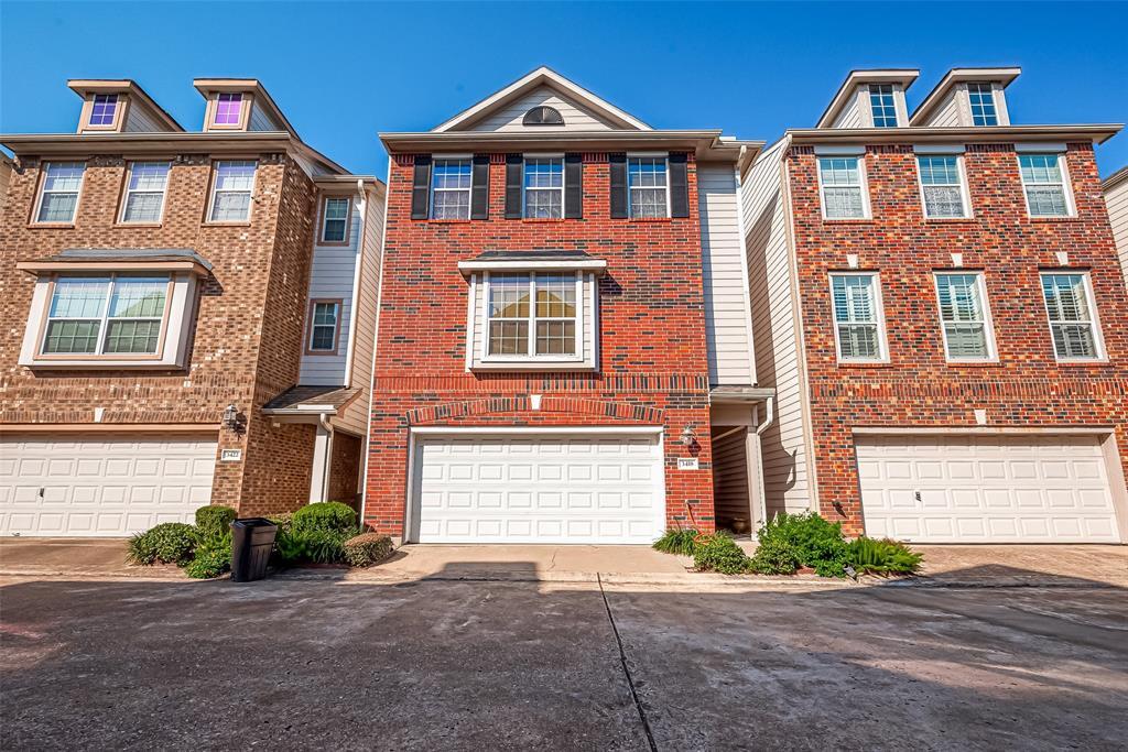 3418 Skyline Village Dr in Houston, TX - Building Photo