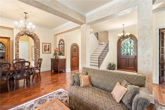 property at 611 18th Ave S