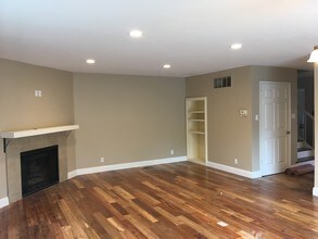 20296 Pacifica Dr in Cupertino, CA - Building Photo - Building Photo
