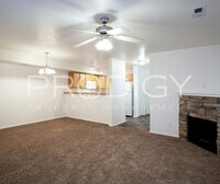 632 N Hydra Pl photo'