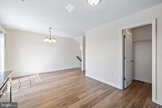 187 Stallion Ln in Hanover, PA - Building Photo - Building Photo