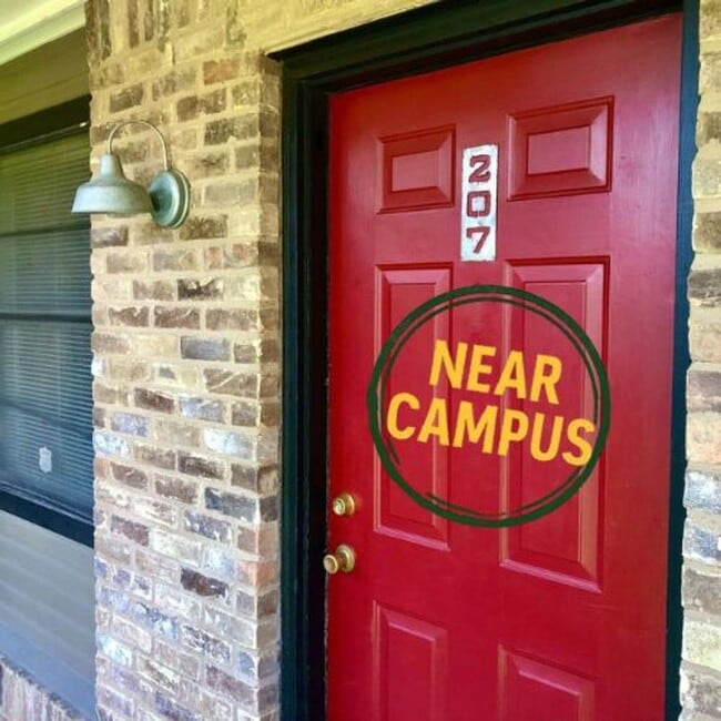 property at 1214 Baylor Ave