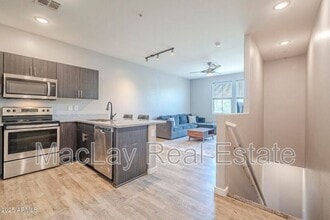 2271 E Hidalgo Ave in Phoenix, AZ - Building Photo - Building Photo